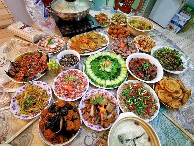 临近春节，分享4道小凉菜，过年聚餐都摆上，下酒又下菜