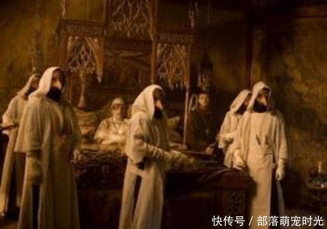 大小便|千年不洗澡、随地大小便，中世纪的欧洲人到底怎么了