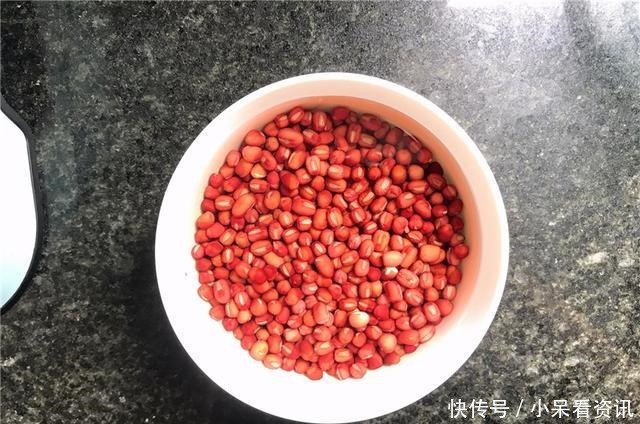 女人不想变黄脸婆，把它当零食吃，补血养颜睡眠好，找回年轻态