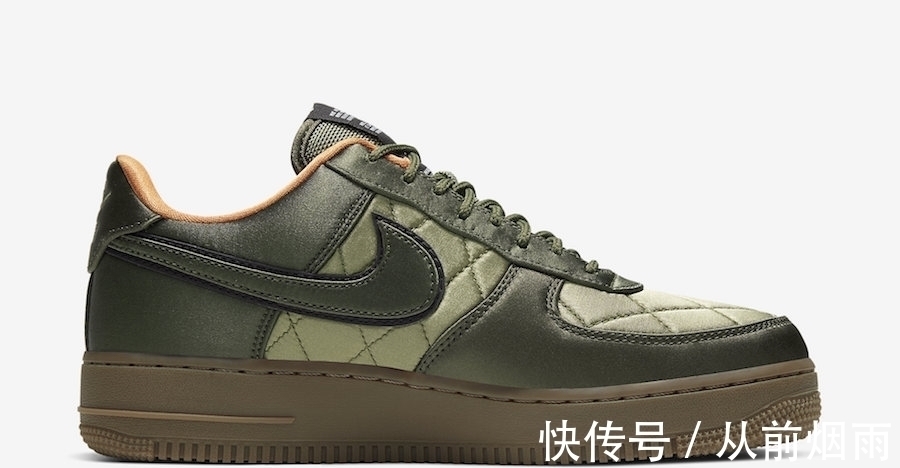 拖鞋 本月首款 Yeezy 竟然是一双拖鞋!球鞋中的飞行夹克 Air Force 1