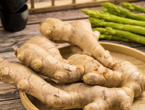 三个月|男人晨起后，坚持吃一片生姜，三个月后会发生哪些变化？