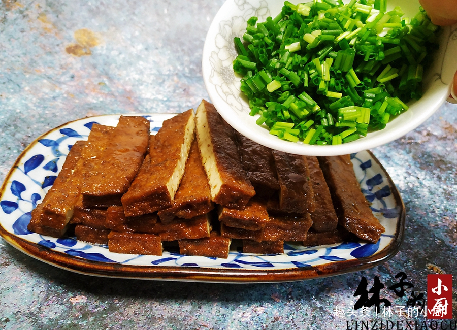 儿子隔三差五就要吃一回,5块钱一大盘独自吃个精光,总是吃不腻