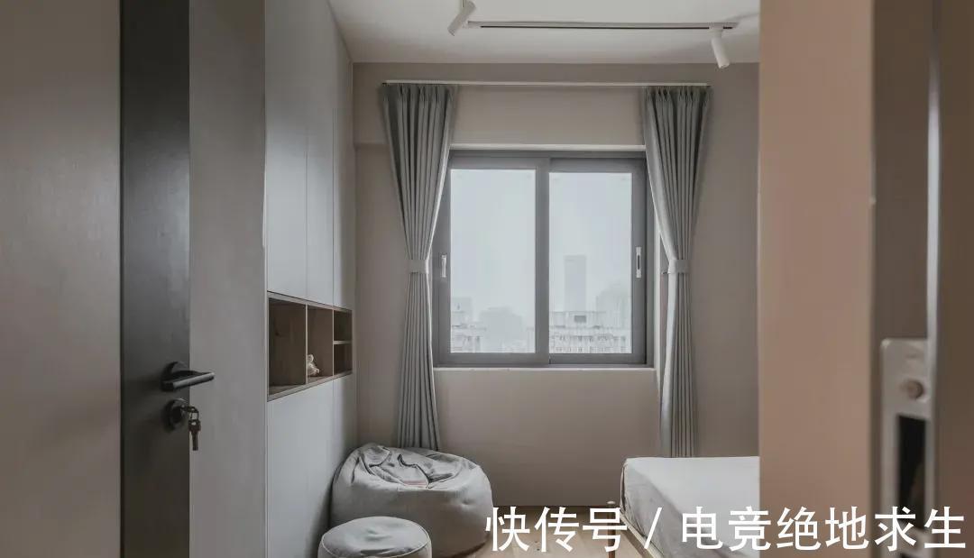 收纳|80㎡现代简约小两居,复古绿+胡桃木格调满满,独立衣帽间超实用
