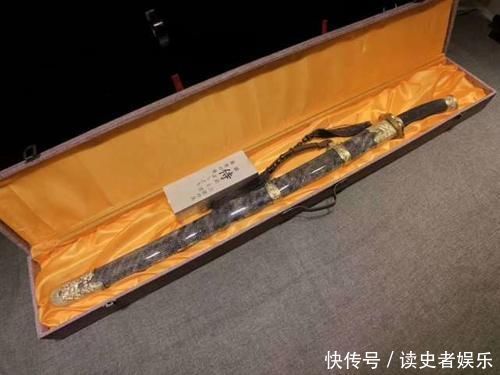 鱼皮|百炼钢锻造,珍珠鱼皮环抱,明制曲柄绣春刀