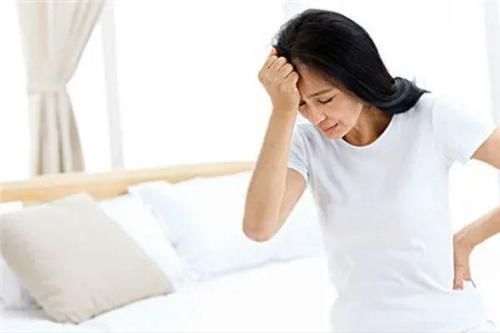 女人“绝经”表示自己老了?女性绝经后,有些问题可能也会离开你