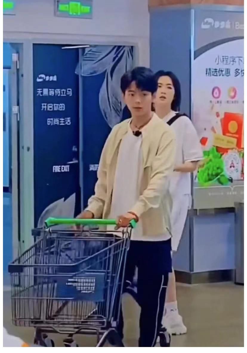 姚安娜|《中餐廳5》終于開錄！姚安娜生圖太驚艷，高糊也藏不住名媛顏值