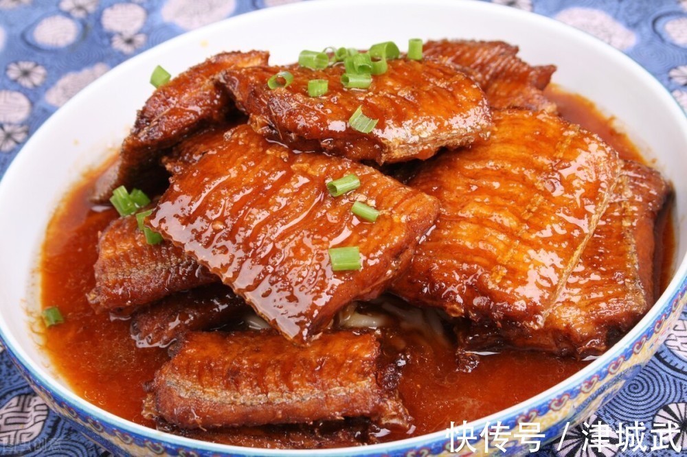 鲅鱼|冬季5种鱼最肥美,肉质肥厚营养高,常吃健脑记性好,孩子要多吃