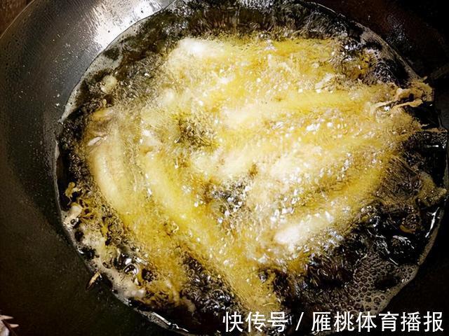 鱼身|软炸小光鱼怎么烹制?软炸小光鱼的做法