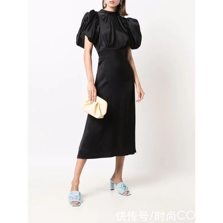 s这么大规模的撞衫，好久不见