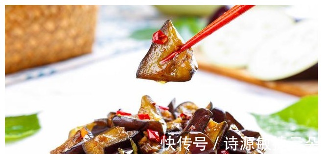 炒茄子|炒茄子时,记得“放3味去1味”,茄子不吸油,入味更好吃!