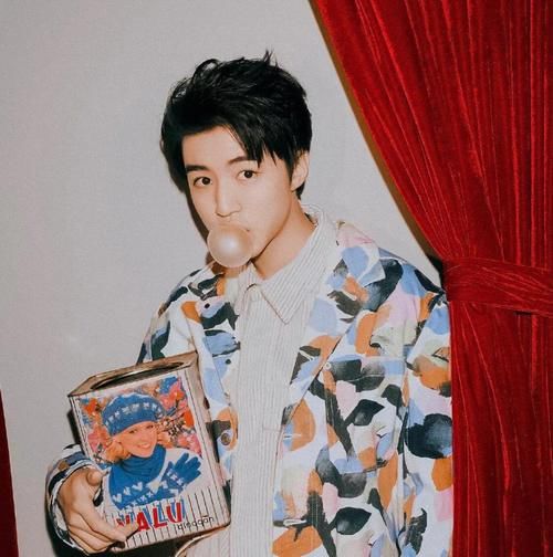 小八卦,王俊凯,易烊千玺,刘浩存,春夏,林允