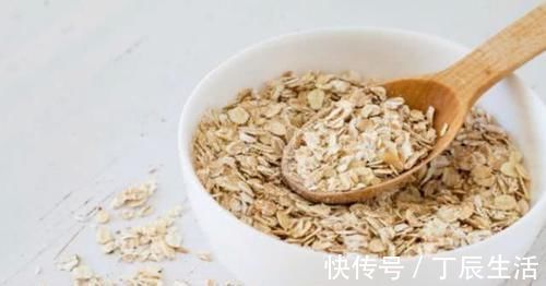 柠檬水|女人“姨妈”来了,这6种食物不要错过,排出污血,子宫变光滑