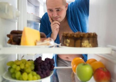 葡萄糖|睡觉时经常有以下表现,当心就是血糖超标,身体在向你求救