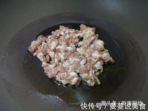 豆腐此样做,去饭店都吃不到,孩子最喜欢,做法超级简单!
