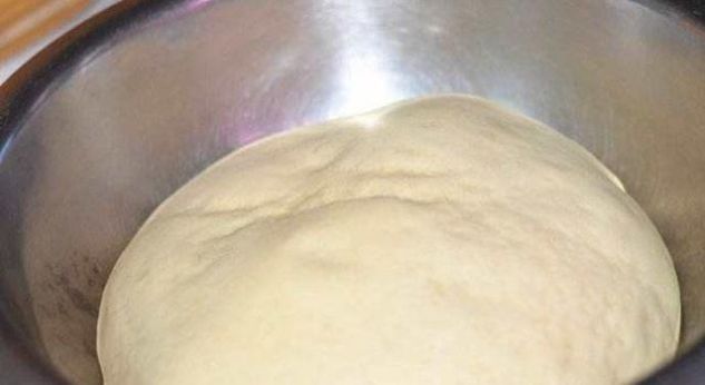 面团|发面别只会加酵母多加点“它”，6分钟发满盆，馒头香软不发酸