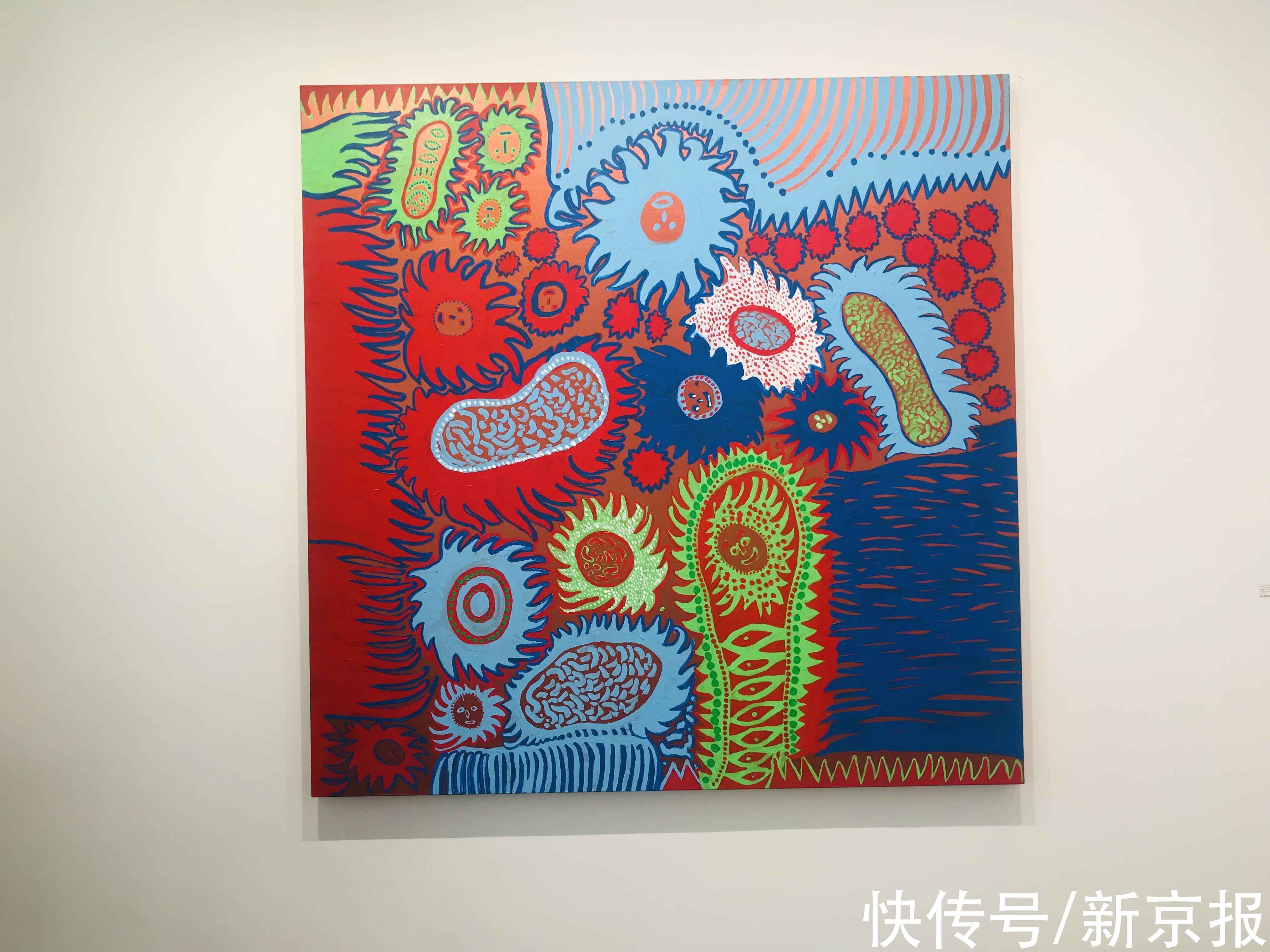 展览馆$逛展｜草间弥生画作、方文山与周杰伦联名公仔，这届艺博会看点多