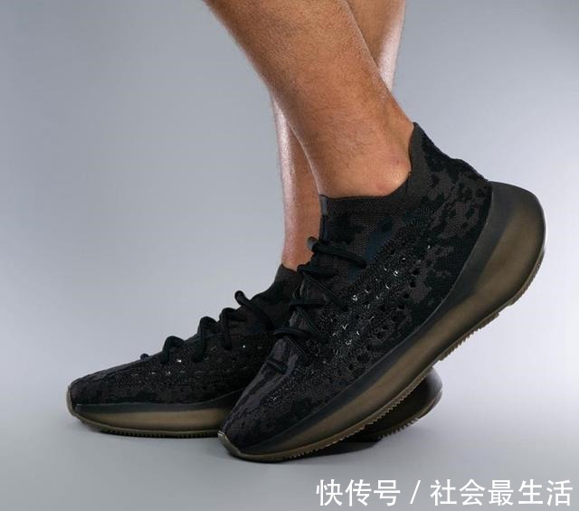 onyx 黑武士配色超能打！全新Yeezy 380上脚图释出！