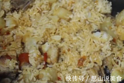 大米别光煮白米饭了，学会这一招，比红烧肉还过瘾，太香了