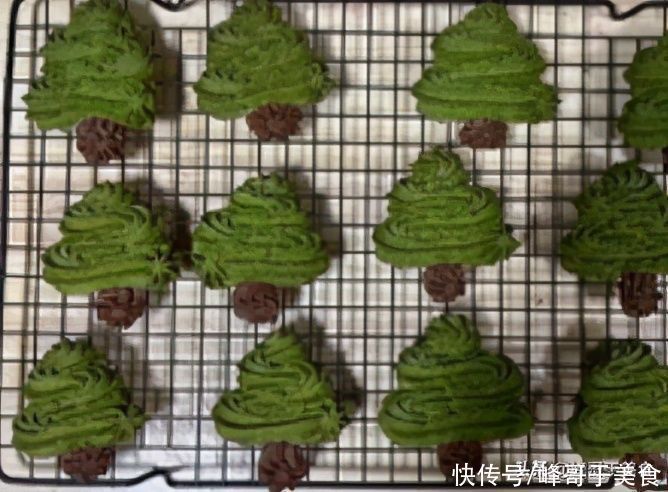 圣诞节,圣诞树饼干的做法,和爱人动手做圣诞饼干,节日气氛浓