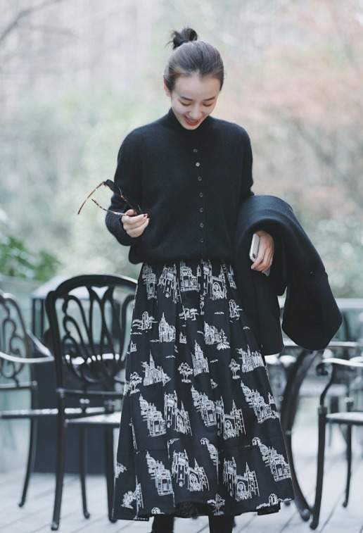 半身裙 这些才是适合普通人的针织衫穿搭,简约随性又时髦,保暖舒适