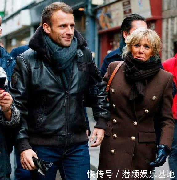 法国夫人终于换发型，穿大衣扎个啾啾好显年轻，连气质都提升不少