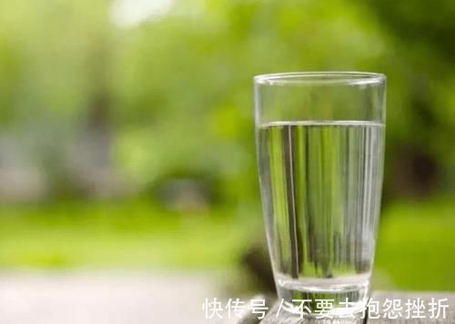 腹胀|常喝山药粥可以养胃吗?提示:若想呵护肠胃,2种“粗粮”要少吃