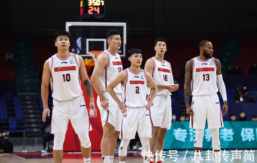 cbCBA排名大变脸!3队打响第1狙击战,广东杀到第5,5队抢夺季后赛