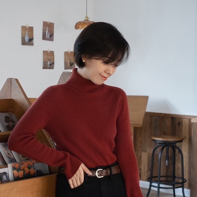 半身裙 30+女性如何摆脱土气感?针织衫搭配半身裙,高级时髦又减龄