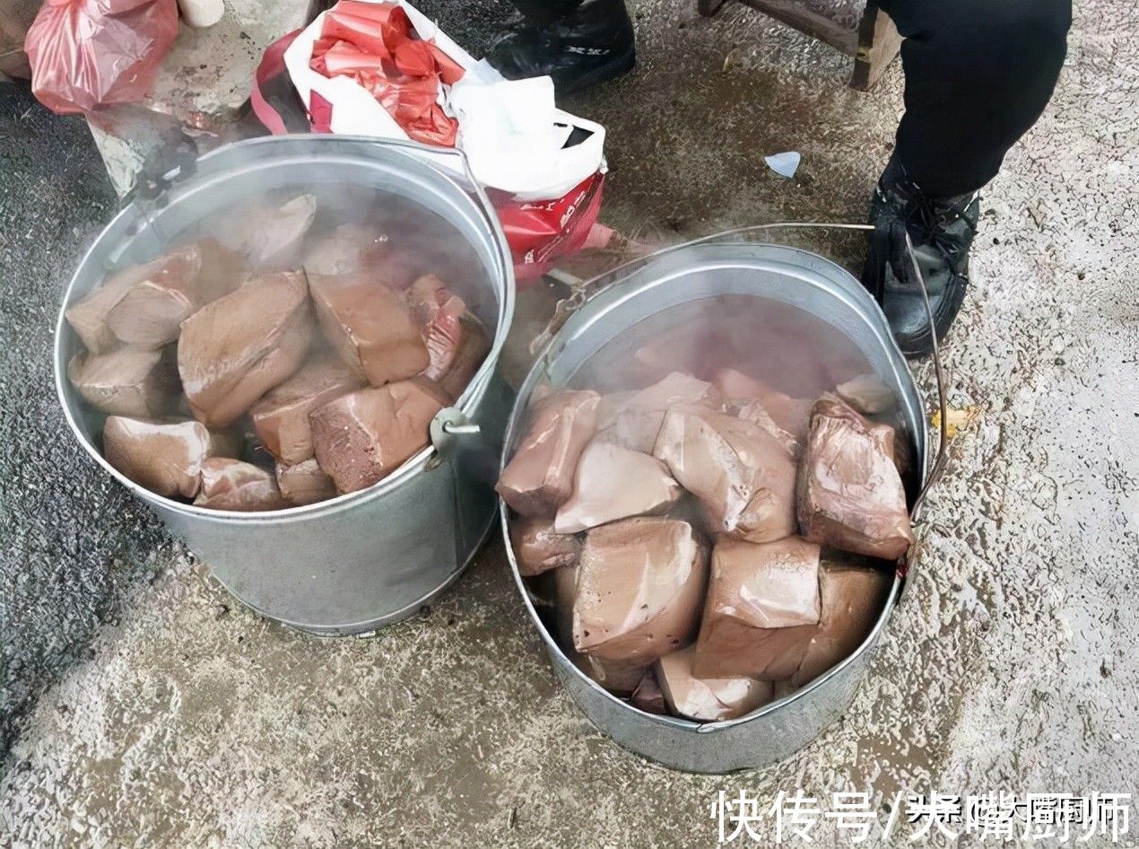 猪血直接炒，难怪又腥又老还会碎！多加一步，嫩滑鲜香，特别好吃