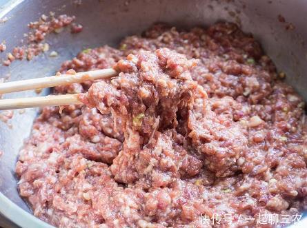 香味|萝卜正盛,包成包子最香!教你萝卜包子好吃的诀窍,鲜香味十足!