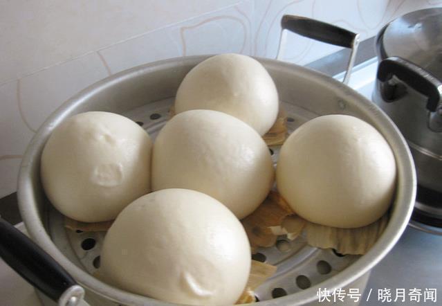 保存馒头,学会这3个方法,不发霉不干硬,放2个月还和刚蒸的一样
