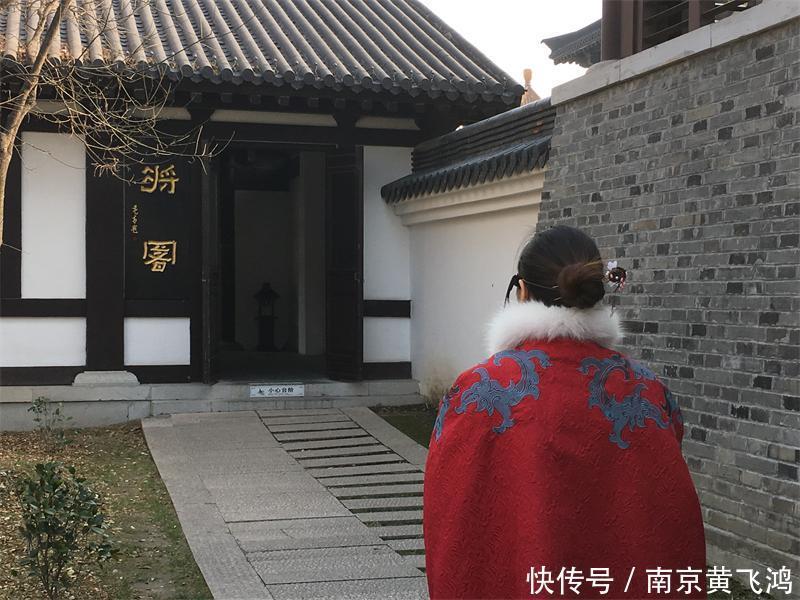 建筑风格|这是我见过最美的讲解员服饰,还有更美的吗?