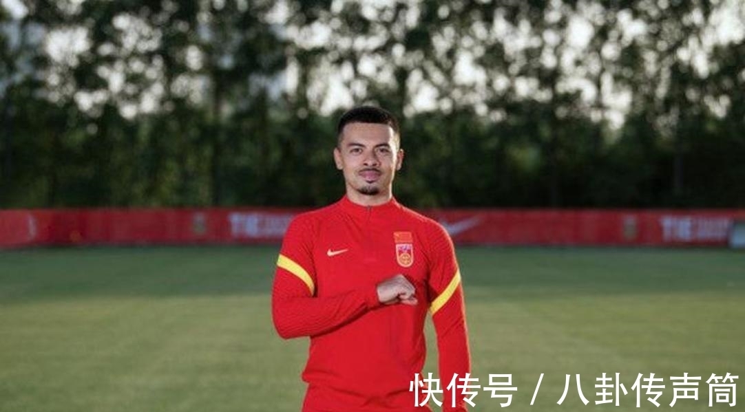 阿森纳|李可:中国首位归化球员,拿球稳传球准,国足最佳中场核心!
