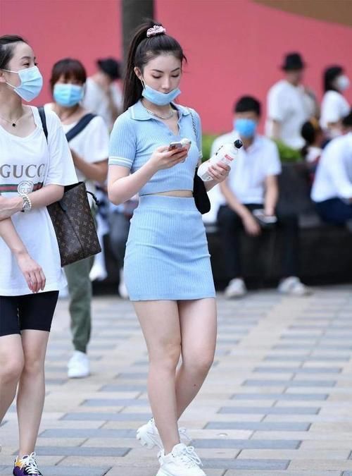 穿搭|针织套装裙透气舒适，吸湿性强又富有弹性，所以很受大家的喜欢