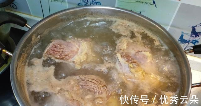 秋天|秋天少吃油腻的肉多吃它,一次卤一锅鲜香四溢,馋了就来两块!