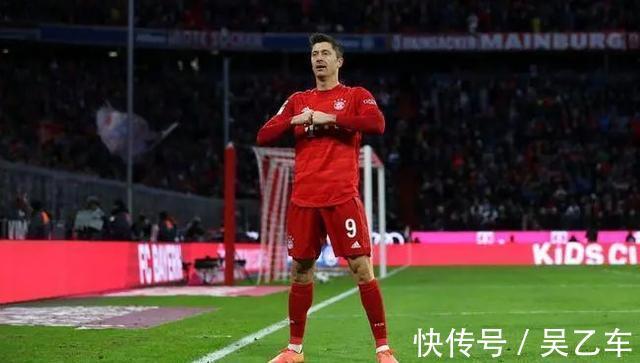 梅西c罗|下午17点！莱万做出争议表态：梅西C罗很意外，球迷吐槽声一片