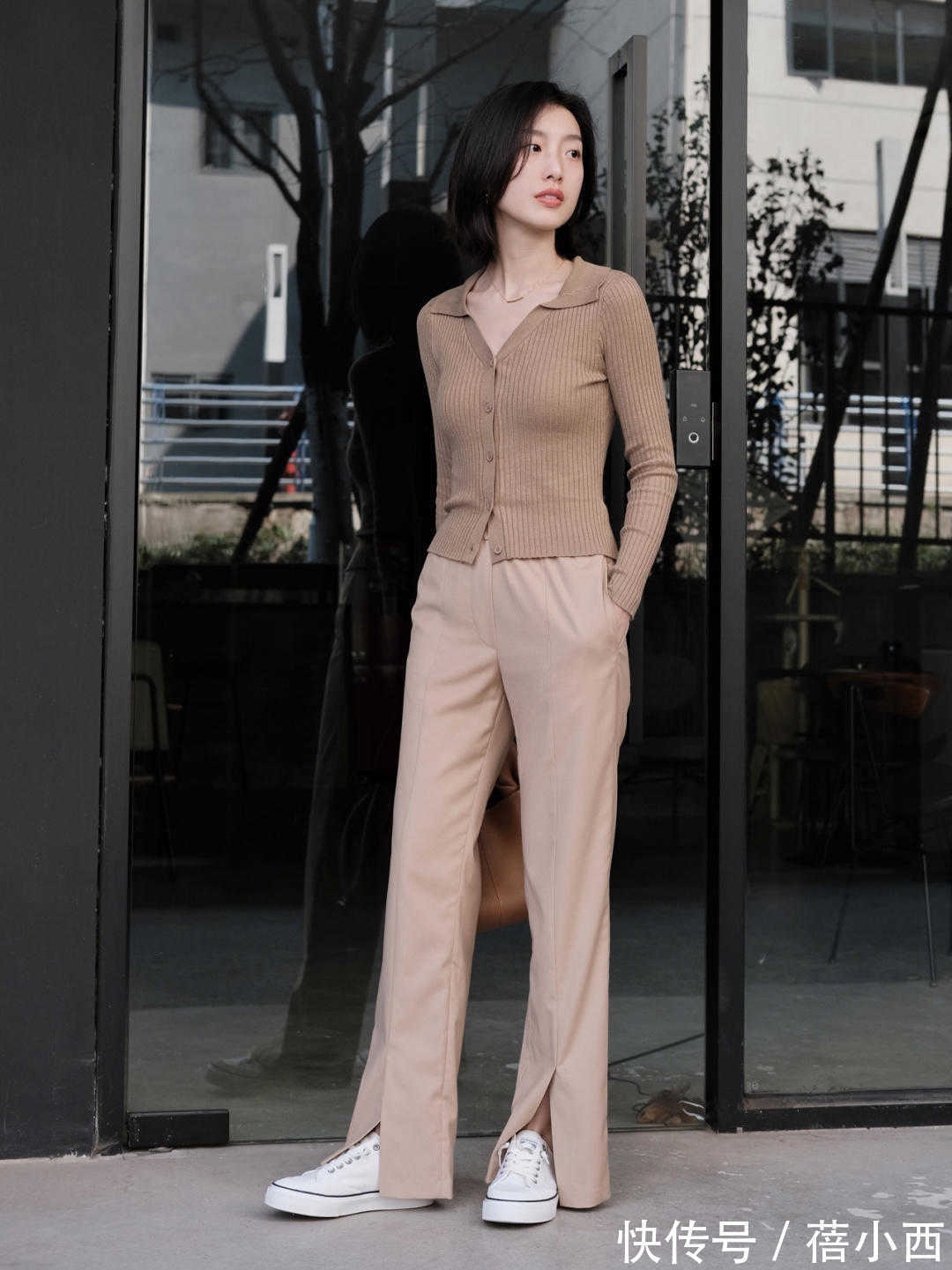博主 想在春天穿得更时髦吗?用针织衫来穿搭凹造型,路人都夸你好看