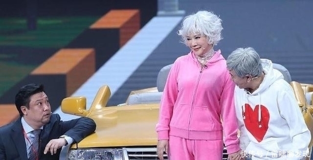 为了美连辨识度都不要了,蔡明笑都不自然了,这样值得吗?