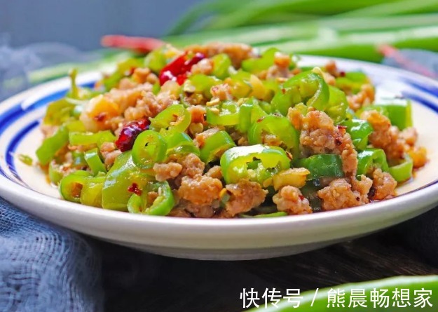 天然的“血管清洁剂”发现了,每天炒一盘,软化血管,血管不堵了