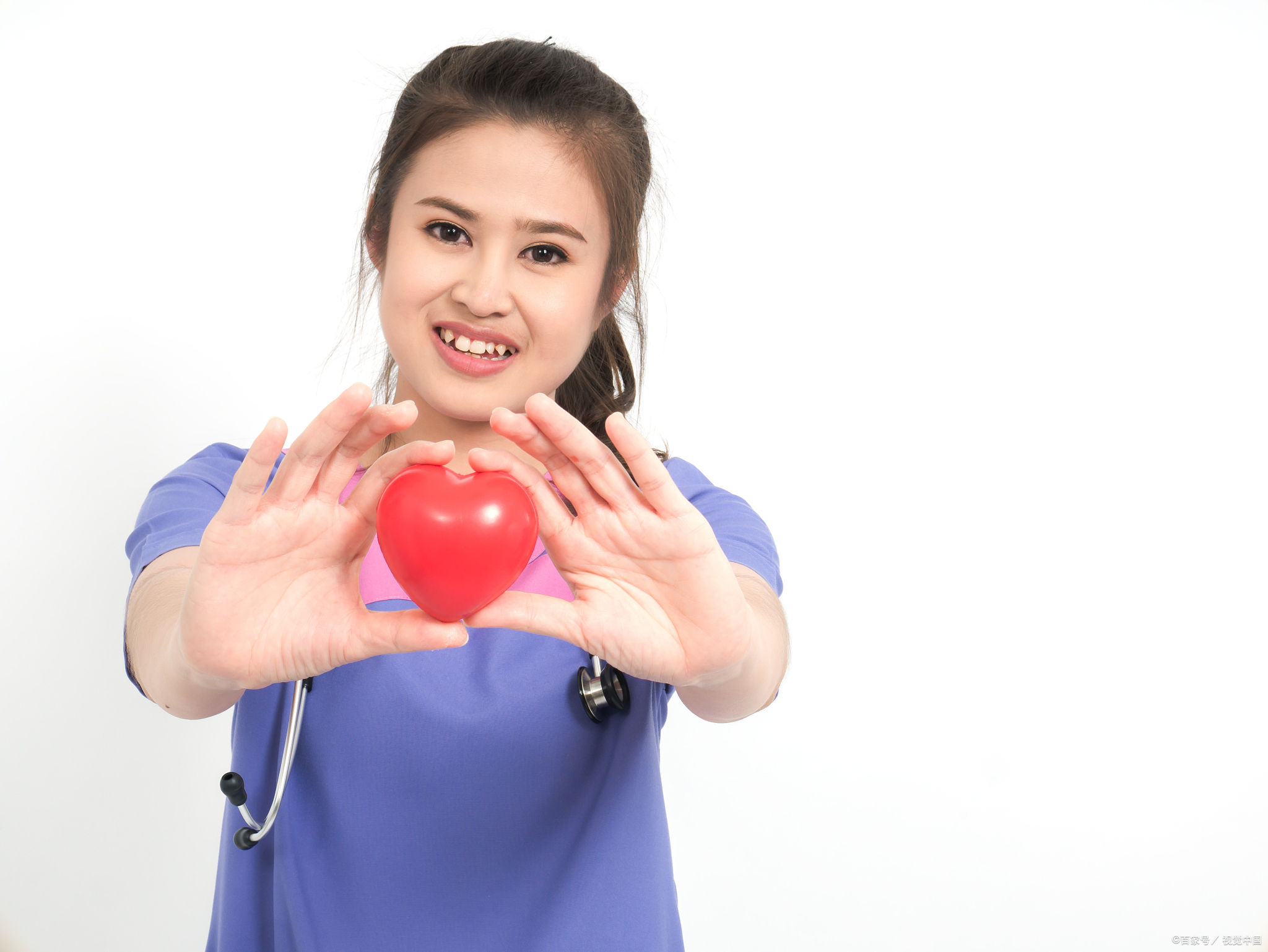 医嘱|警惕!心血管病快速发展成心衰，心血管病患者服药要遵循3点原则