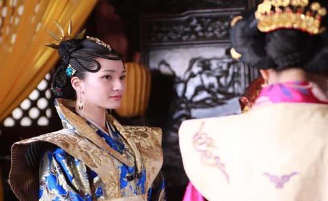 皇后|古代嫔妃的俸禄是多少下到答应上到皇后,每个月工资不等