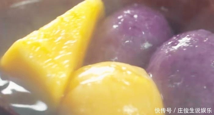 香甜|分享一款用红薯和紫薯做成的甜汤,软糯香甜又营养,孩子特爱吃