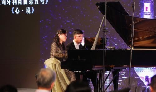 台上台下“师生档”,这场音乐会以“中国旋律”感念师恩