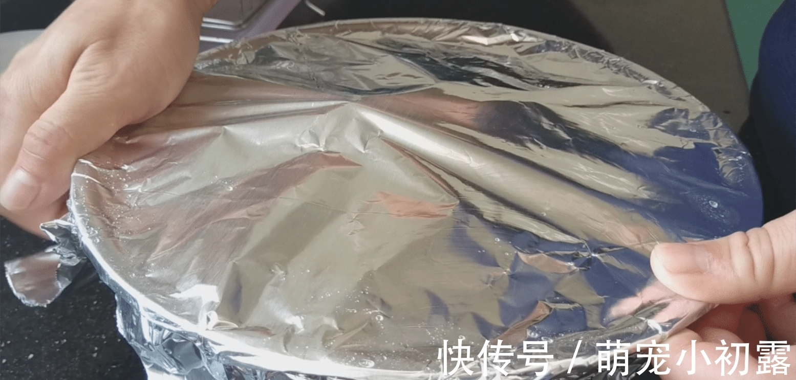 盐焗鸡家常做法,不用炒盐,一样皮香肉滑又入味,一只4斤不够吃