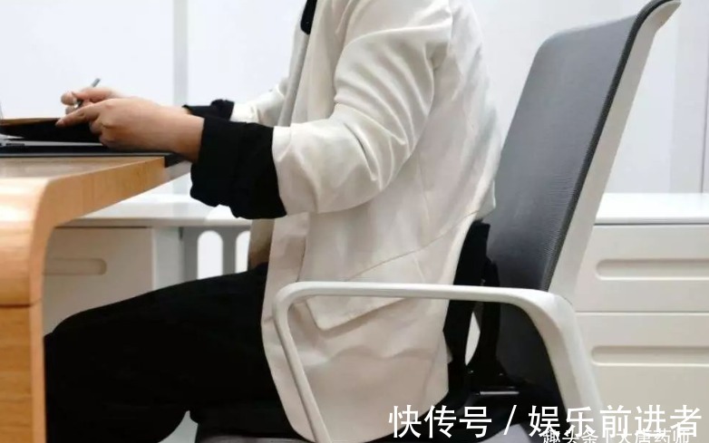 下肢|久坐最温柔的慢性自杀!4妙招,疏通经络,提高免疫,从头补到脚