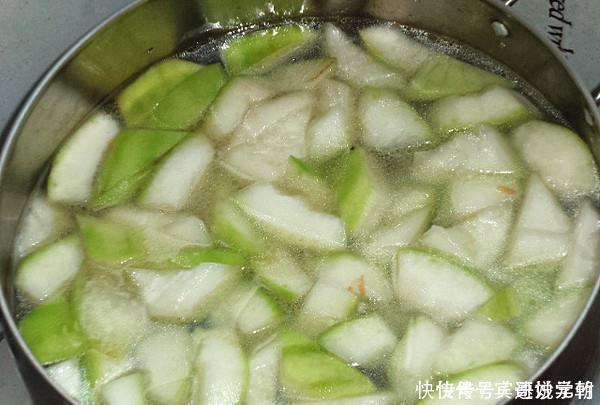 猪肉丸|脂肪最怕的3种食物,隔三差五吃1次,刮油瘦身,体重不过百