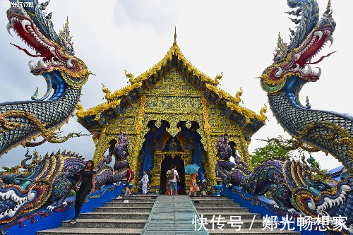 寺庙|泰国“最奇葩”的寺庙，里外都刷成蓝色，堪称寺庙建筑的“奇葩”