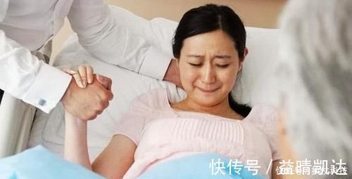 青橄榄|你在产房生孩子时,老公在干吗宝妈电视剧都是骗人的