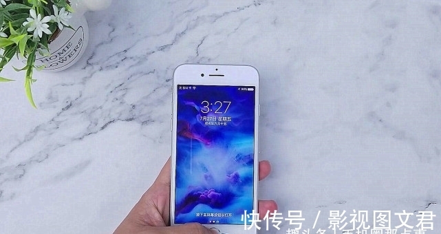 全面屏|从32G的iPhone7换到128G的iPhone12是什么感受？