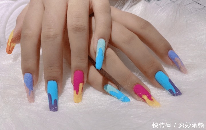 风格超酷的欧美风美甲,拿图去做!
